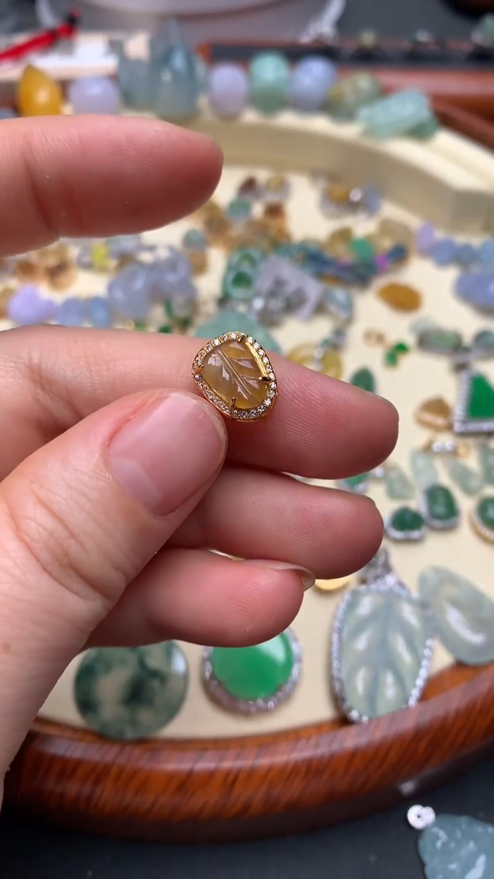 【闪购商品】翡翠颈饰银S925镶嵌翡翠镶嵌叶子