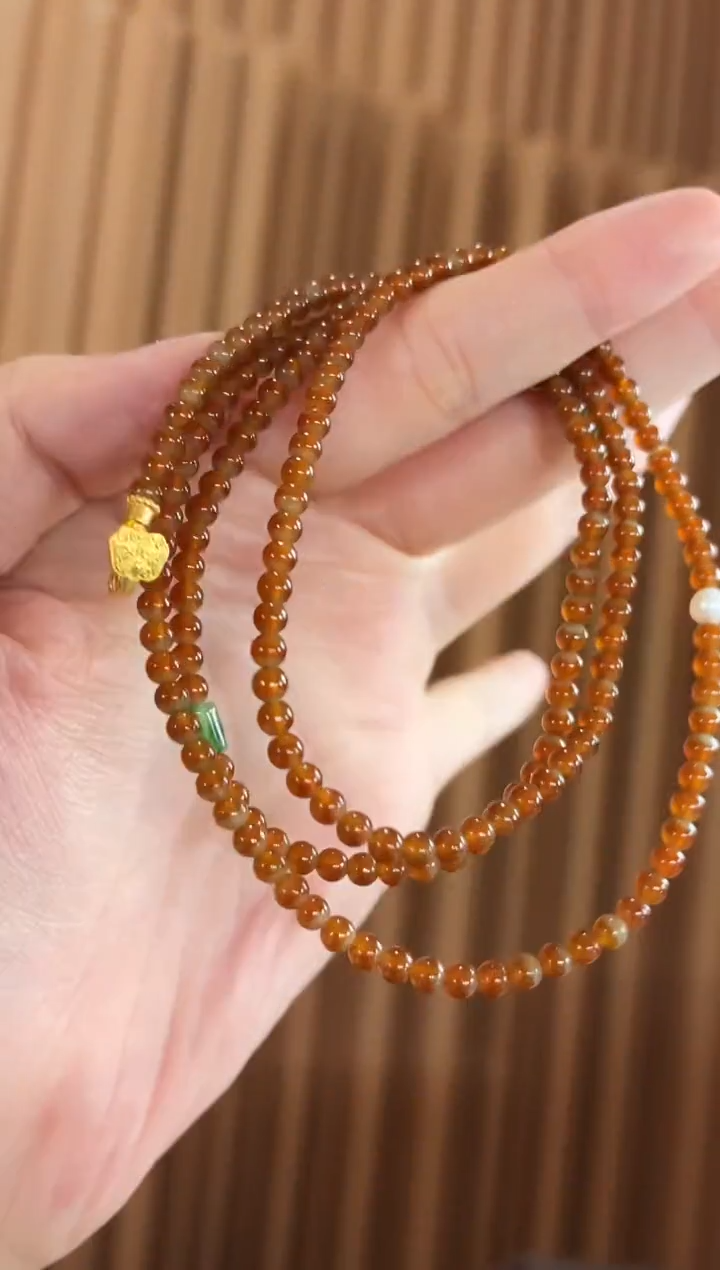 颈饰未镶嵌翡翠珠串