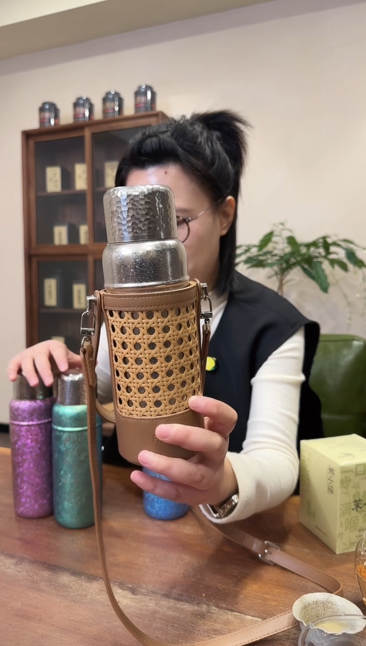 600毫升银色纯钛+编织杯套