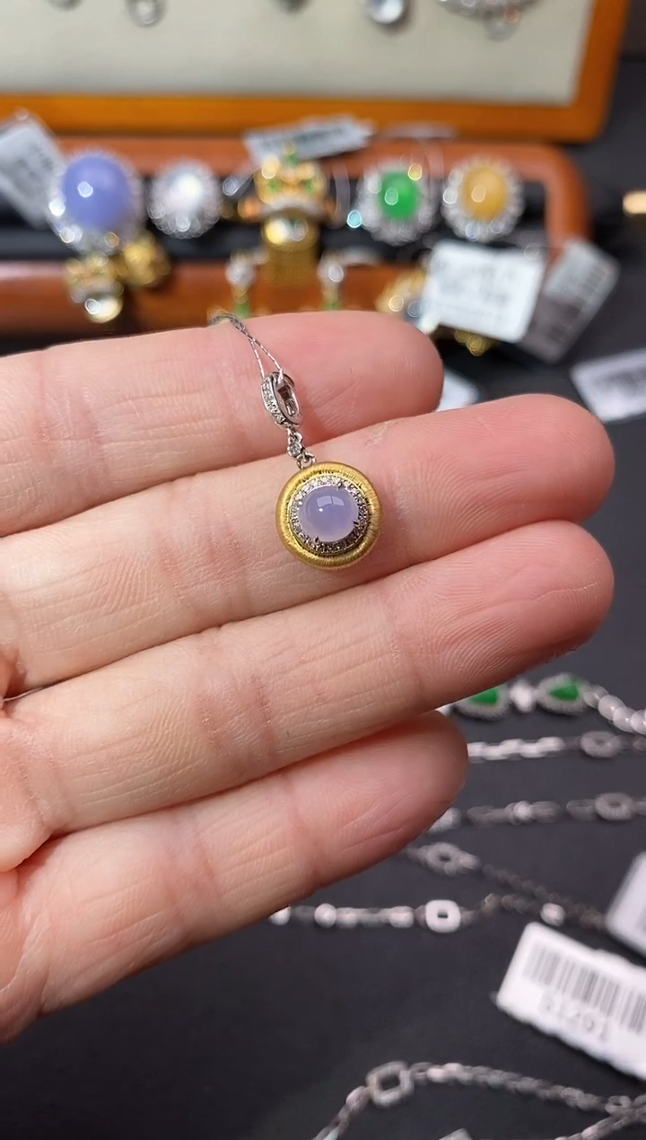 【闪购商品】翡翠吊坠(不含链)18K金镶嵌吊坠