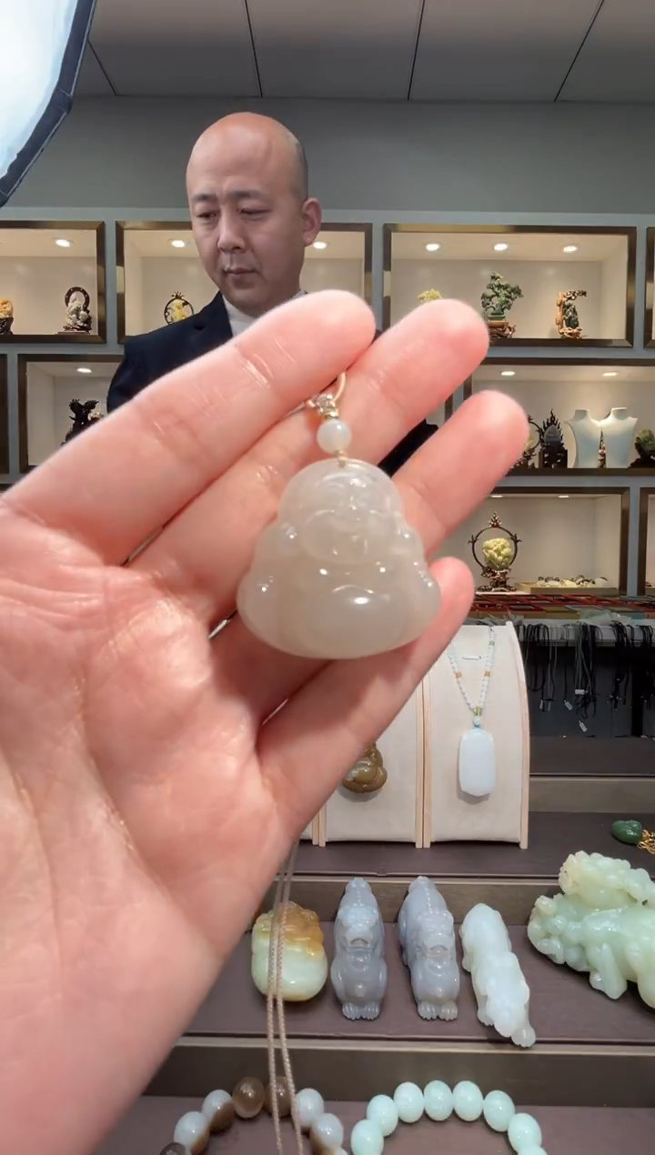 颈饰未镶嵌和田玉苏