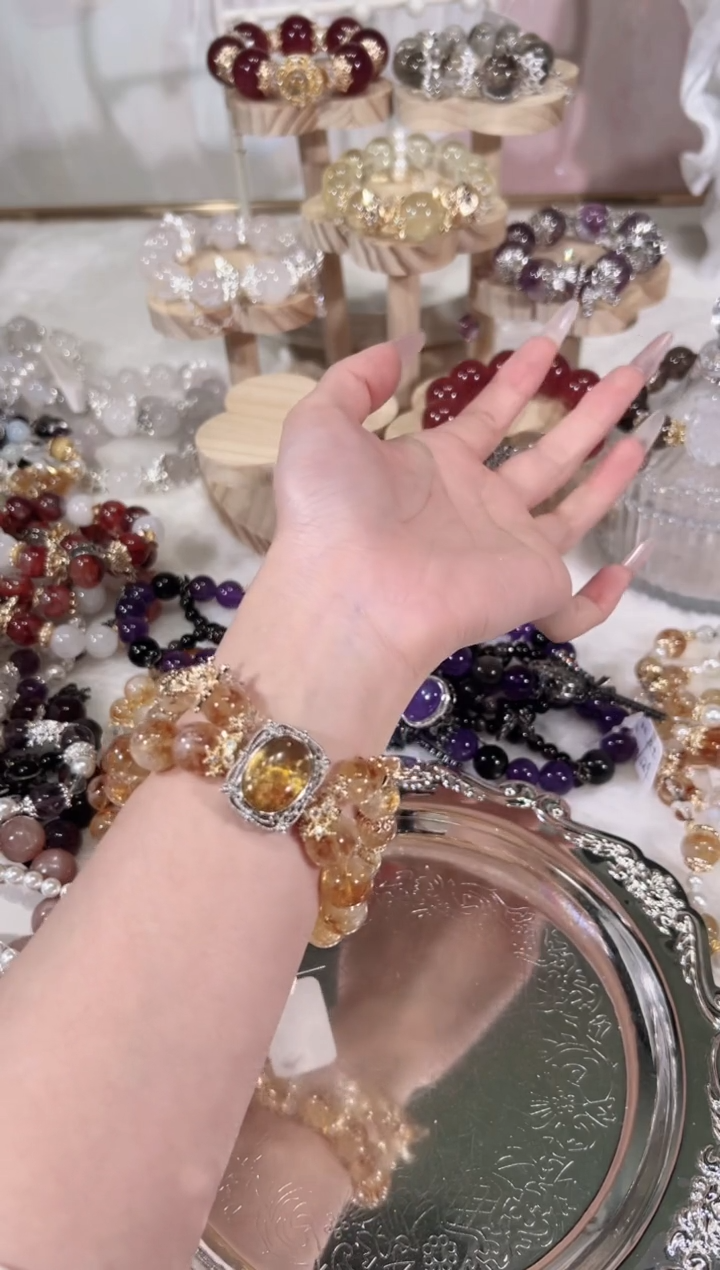 【闪购商品】水晶手链未镶嵌天然水晶默认微瑕 多样性发货发其一