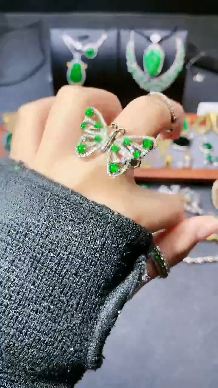 【闪购商品】翡翠戒指银S925镶嵌戒指