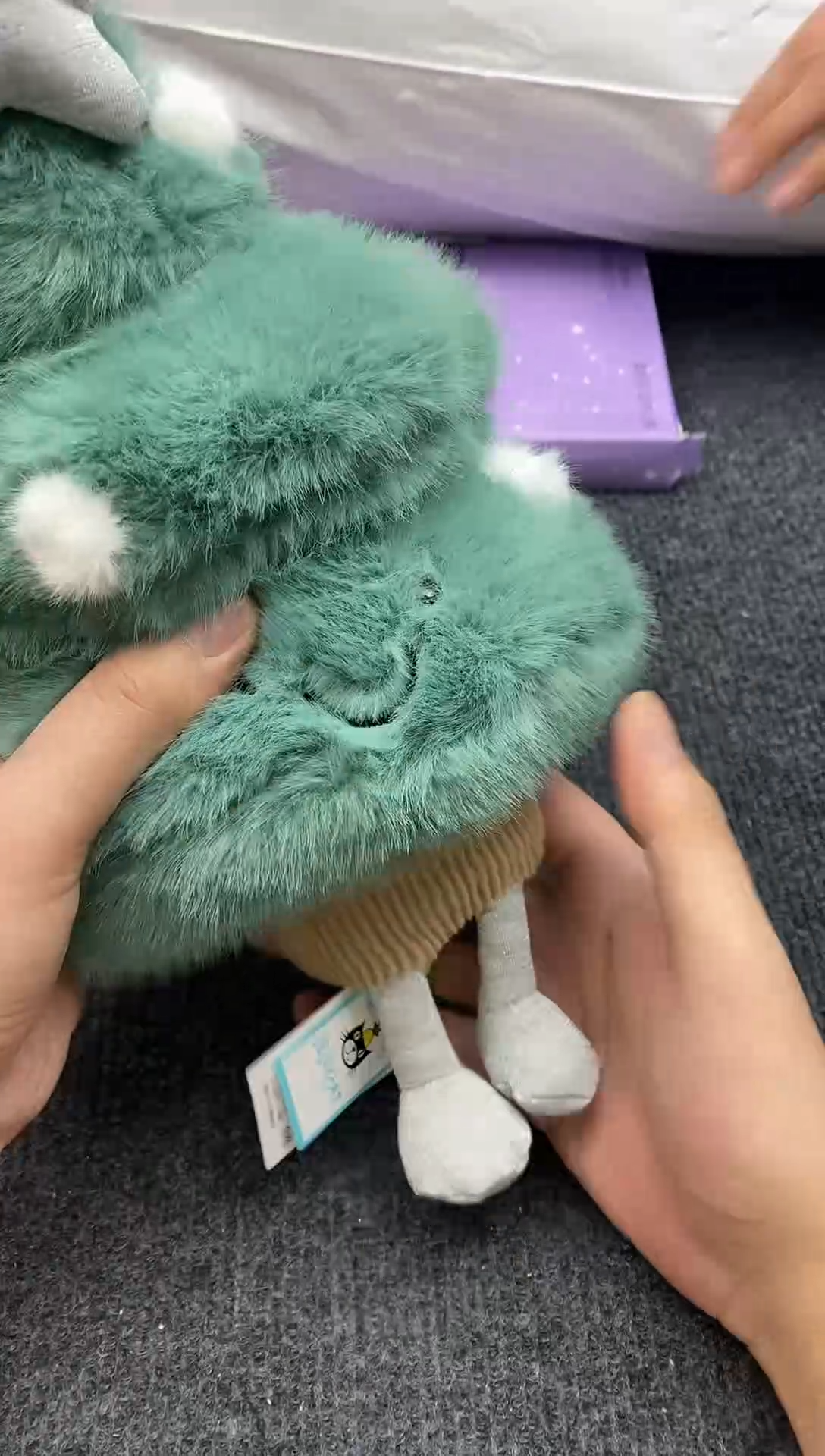 瓷片如图所示 平安高端礼品