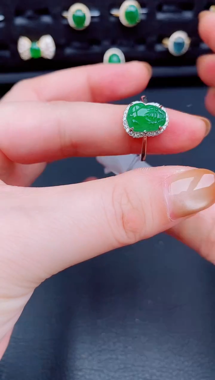 【闪购商品】翡翠戒指银S925镶嵌天然a货翡翠192