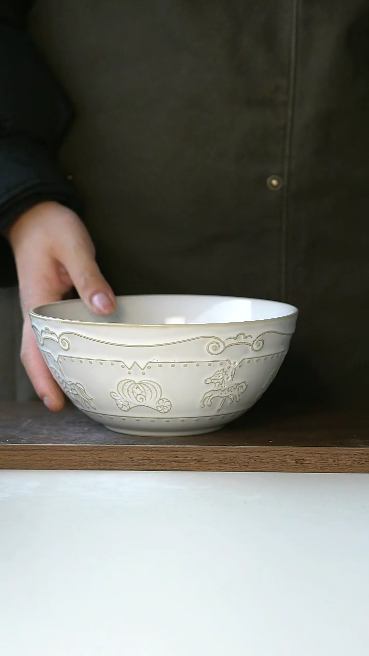 【闪购商品】陶瓷微瑕木马浮雕面碗@4-2@