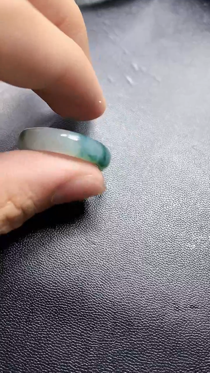 颈饰未镶嵌翡翠天然缅甸a货翡翠