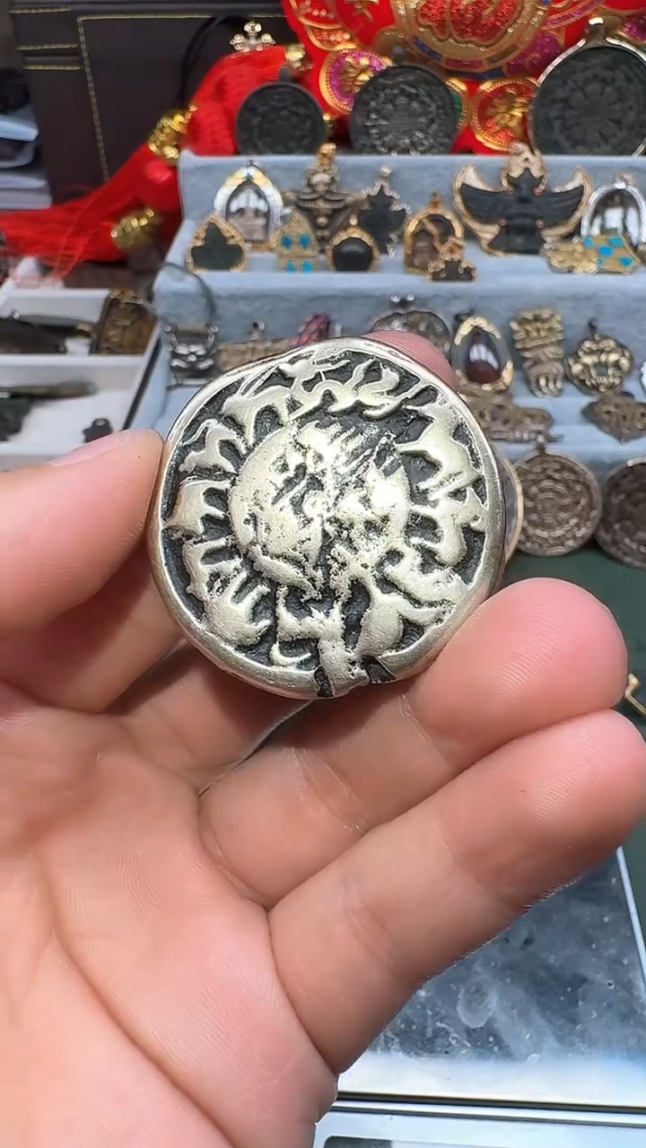 【闪购商品】拉萨阿伟精品优选023