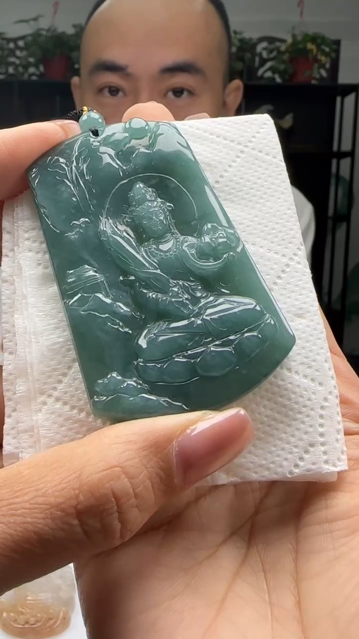 【闪购商品】翡翠颈饰未镶嵌天然翡翠A货吊坠