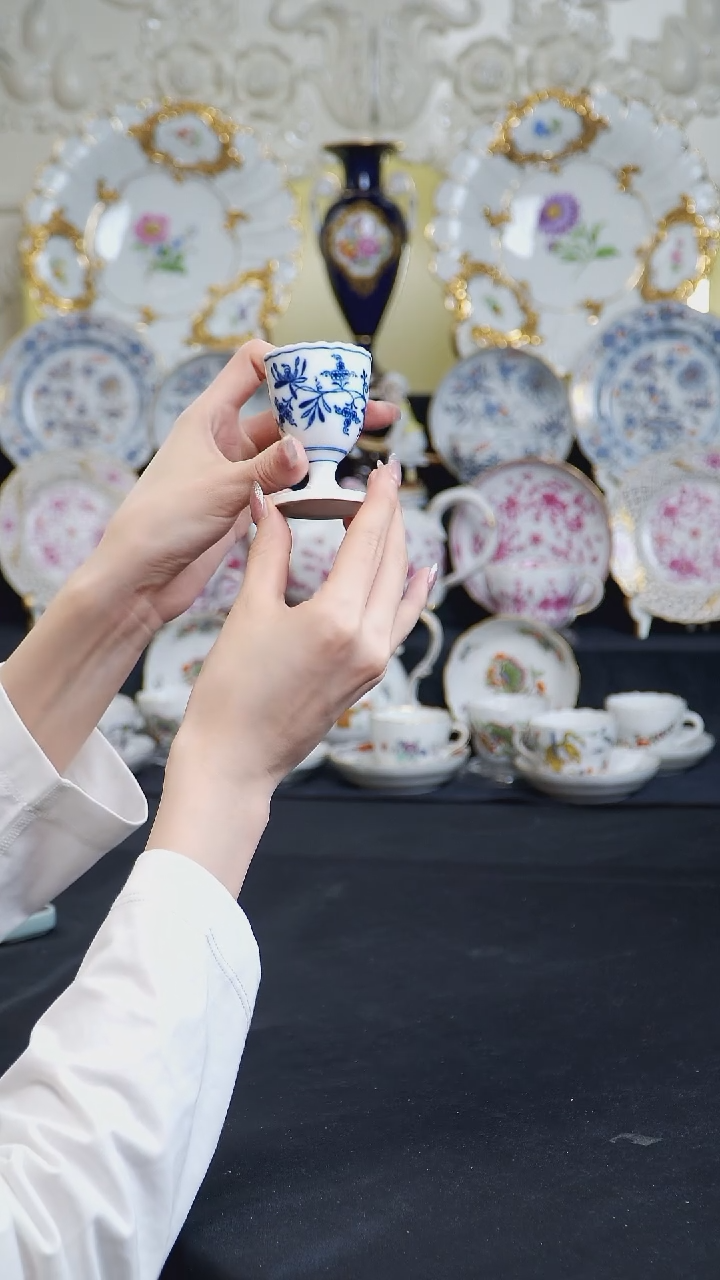 骨瓷婷婷中古器物如图所示136