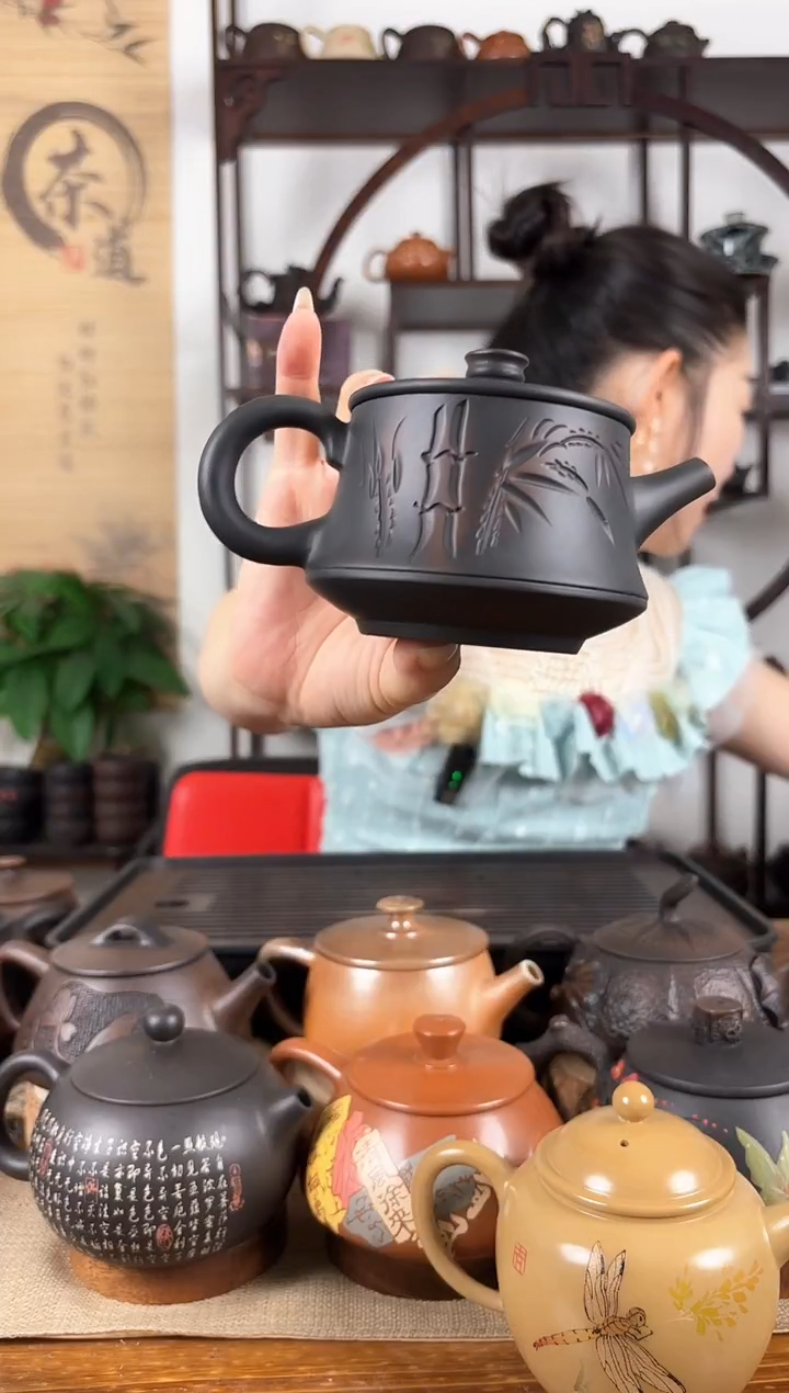 云南建水紫陶茶壶190CC左右