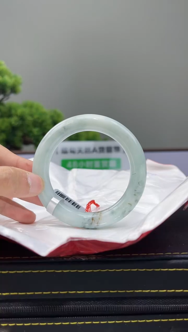 【闪购商品】翡翠手镯未镶嵌手镯11