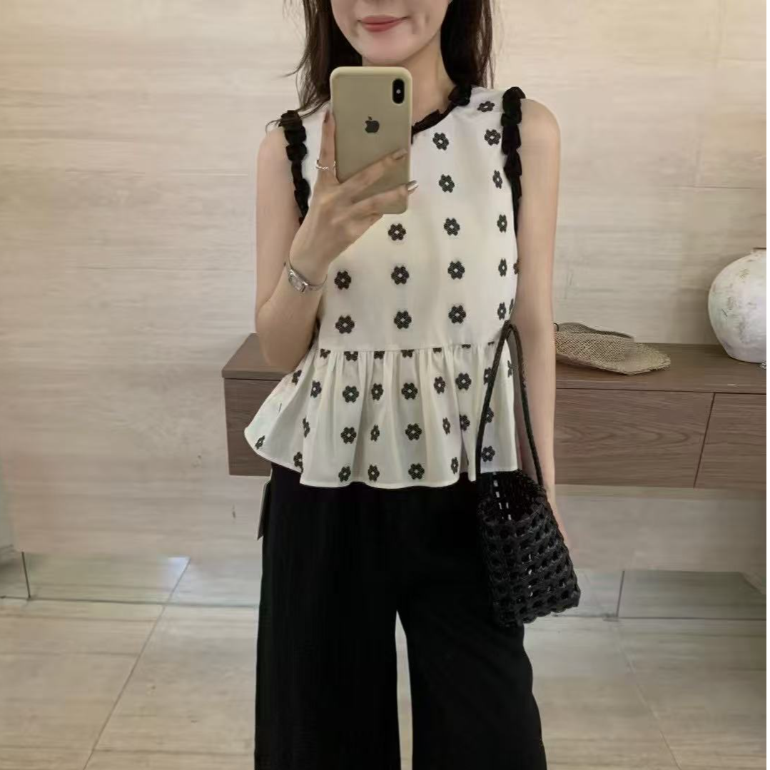 6295不用费力穿搭~韩系太阳花上衣阔腿裤套装