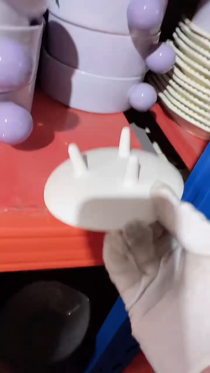 碗小号三脚 微瑕凑满20元包邮