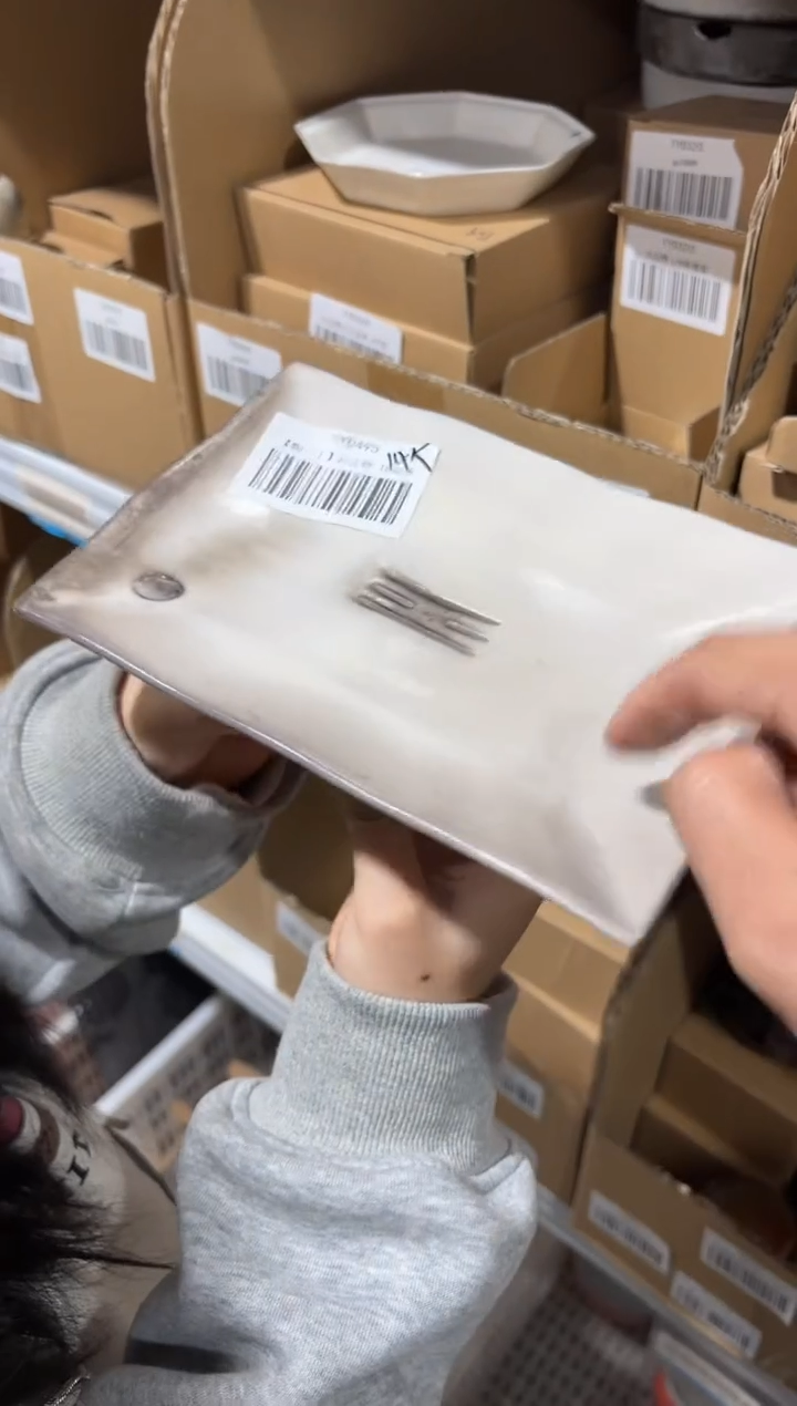 瓷片         @@TYD495