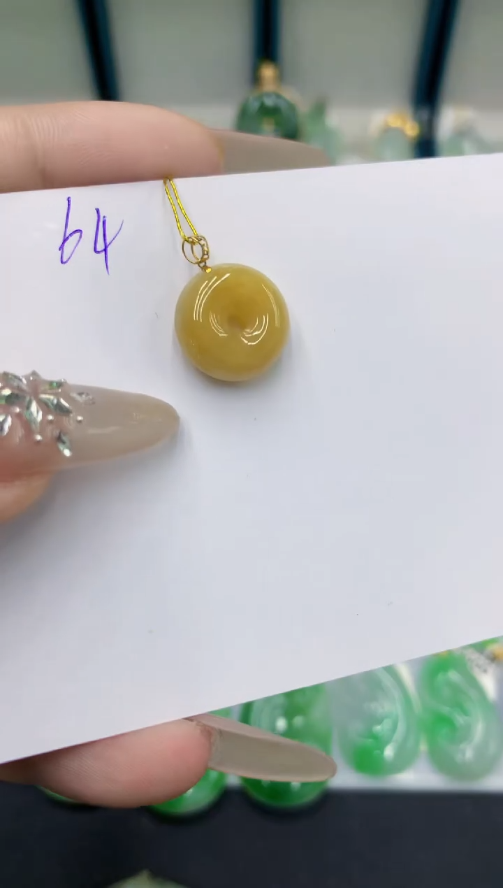 翡翠18K金镶嵌颈饰111111111111111