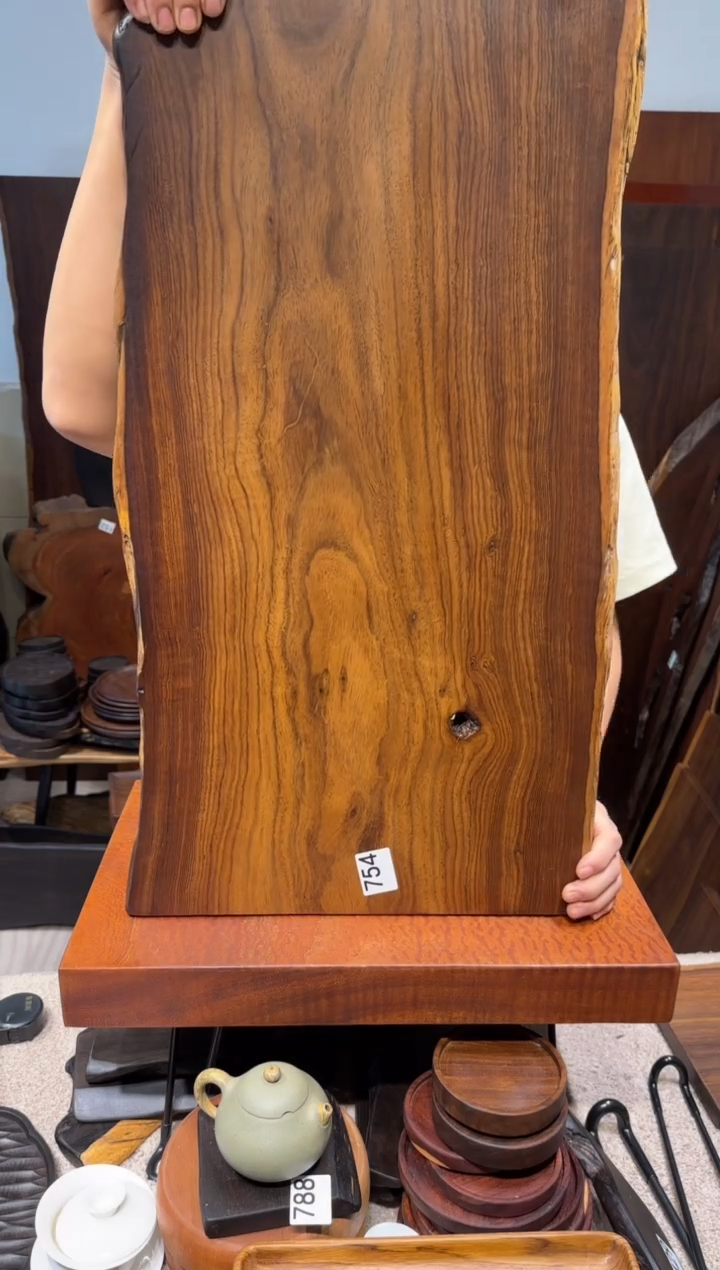 风车木（黑檀木）尺寸70*39*2.3编号754