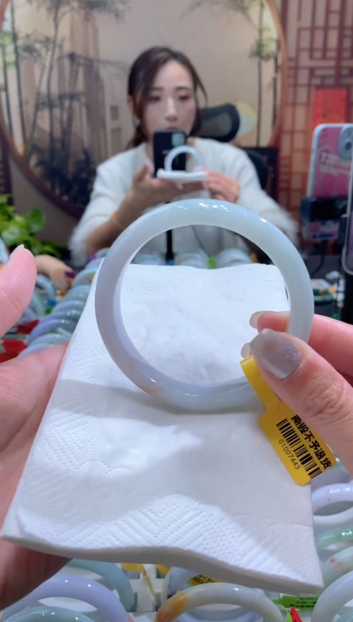 未镶嵌手镯翡翠000070696