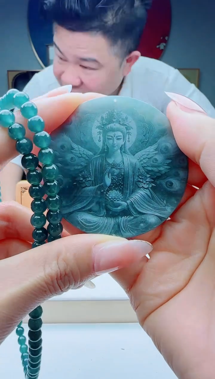 颈饰未镶嵌翡翠多样性发其一