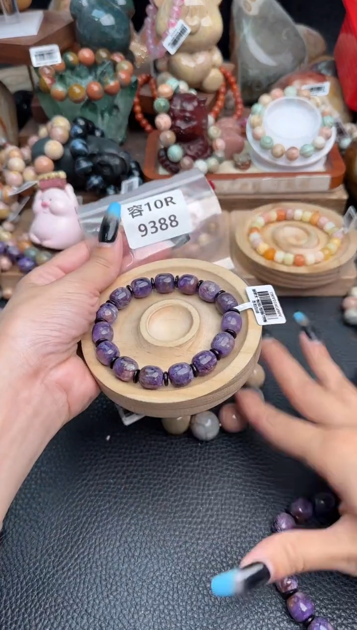 【闪购商品】石英质玉未镶嵌手链10R9388