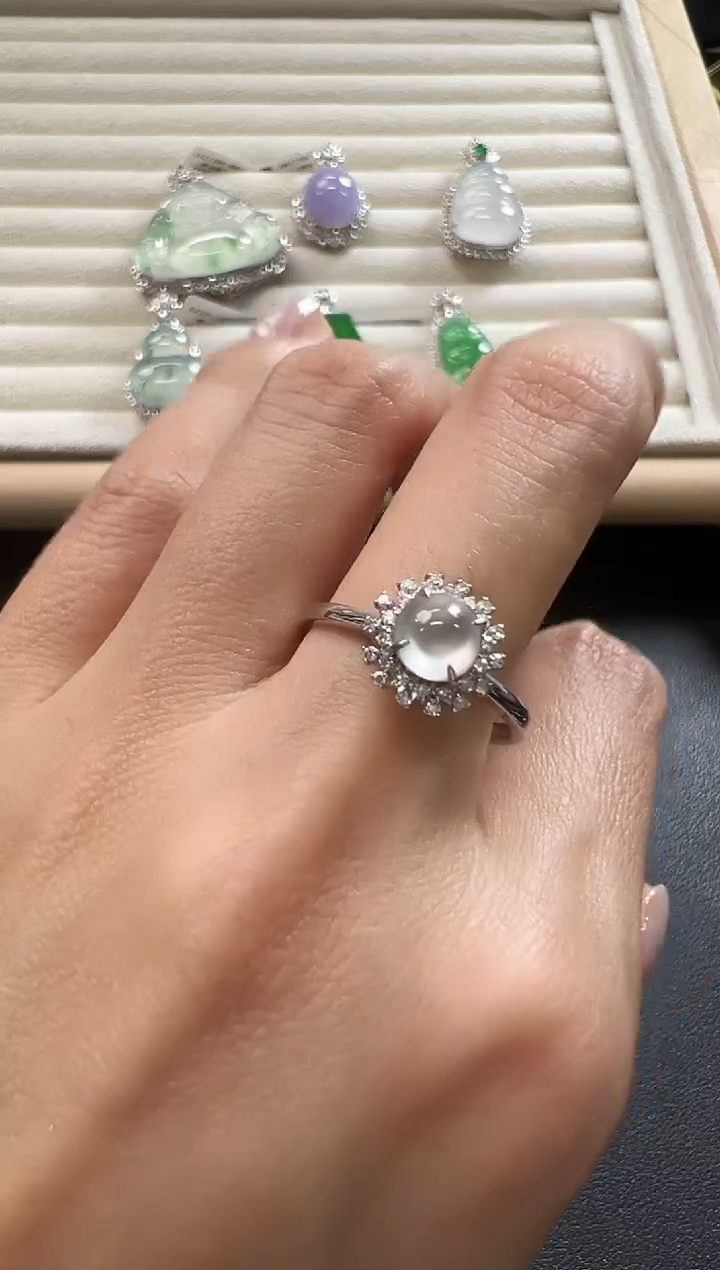 18K金镶嵌戒指翡翠KYYC1206-082