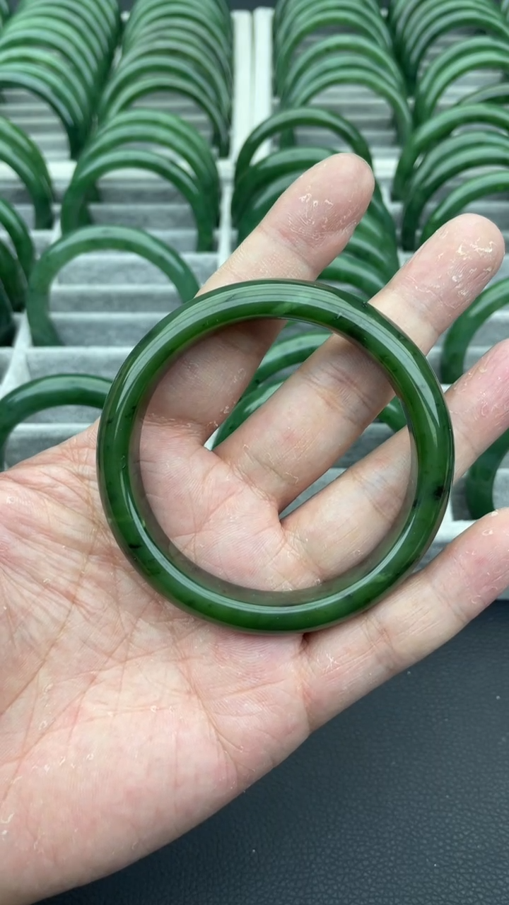 未镶嵌手镯和田玉（碧玉）27-61.1