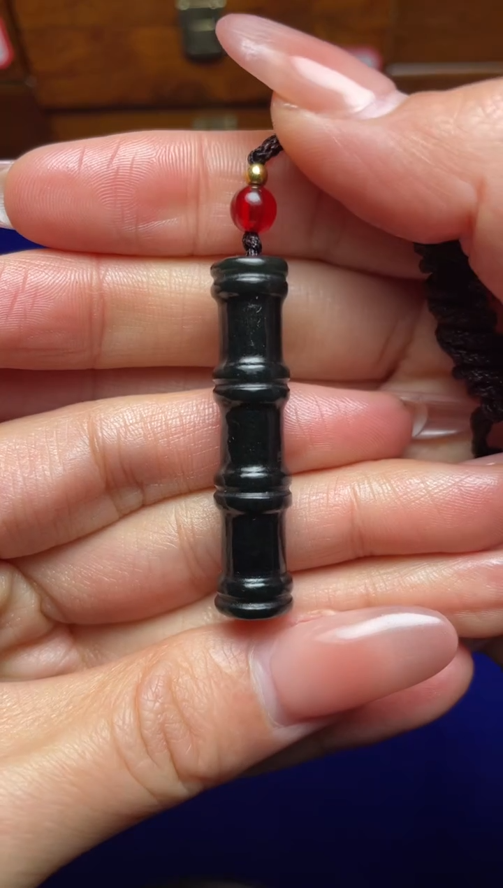 未镶嵌和田玉把件盛*和田玉