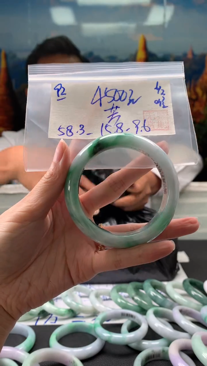 【闪购商品】翡翠手镯未镶嵌翡翠手镯 下单联系小耳机#92