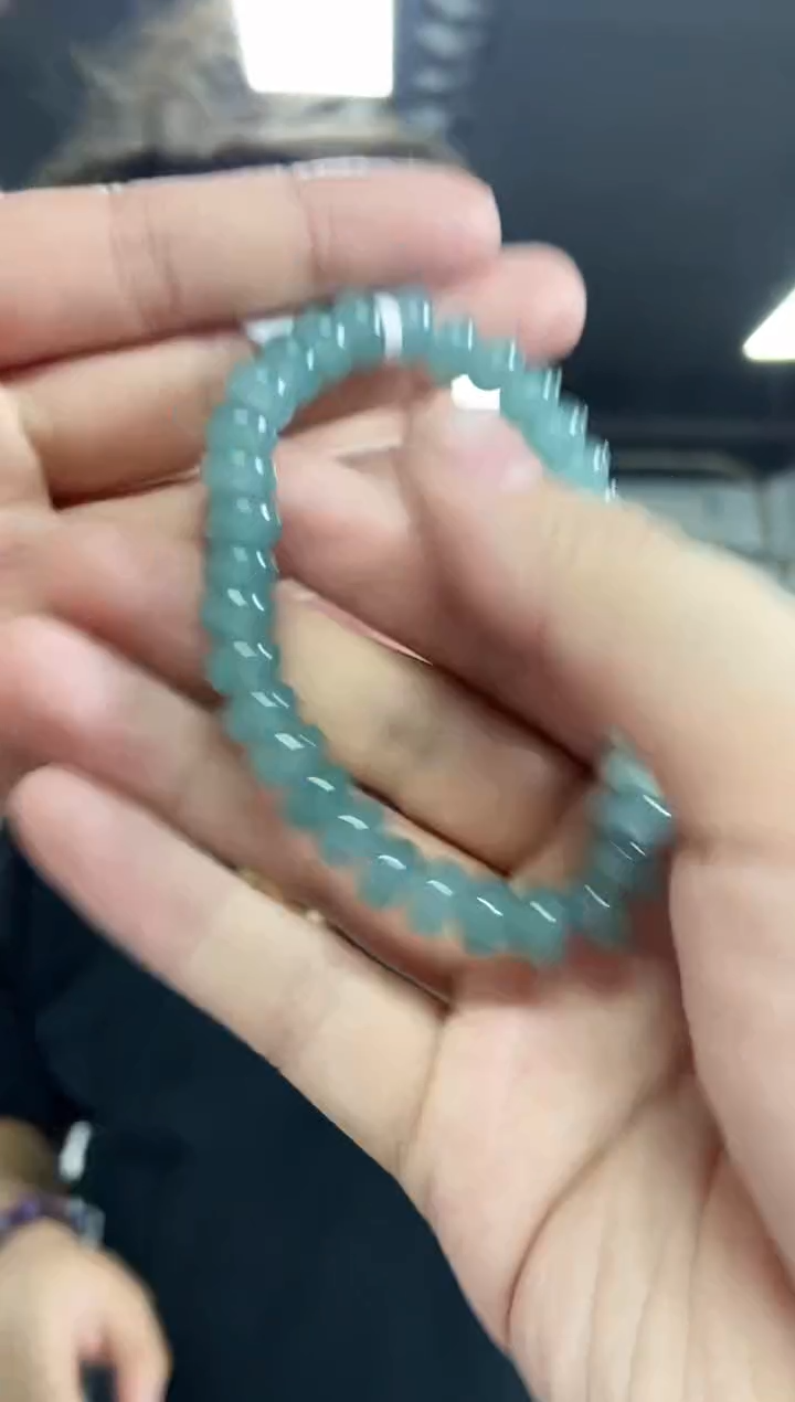 【闪购商品】翡翠手串未镶嵌多样性发其一颜色微差