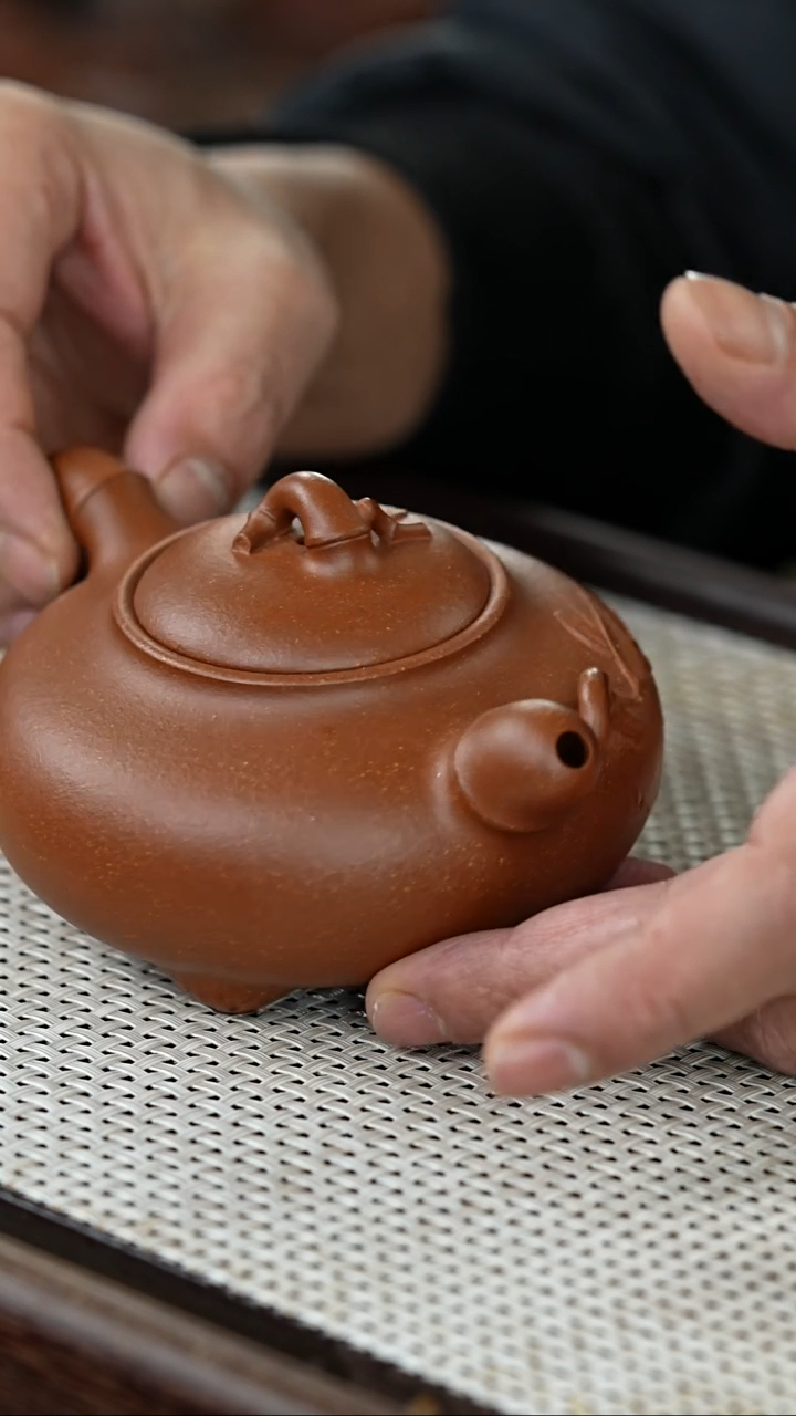 【闪购商品】紫砂茶壶@@BC10379王琳玲竹趣