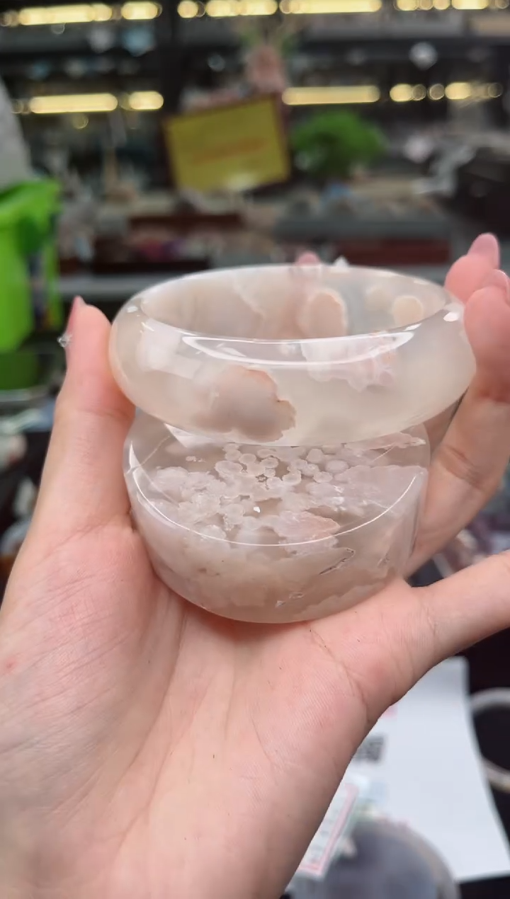 【闪购商品】石英质玉手镯未镶嵌61圈口（赠品镯心）3658092