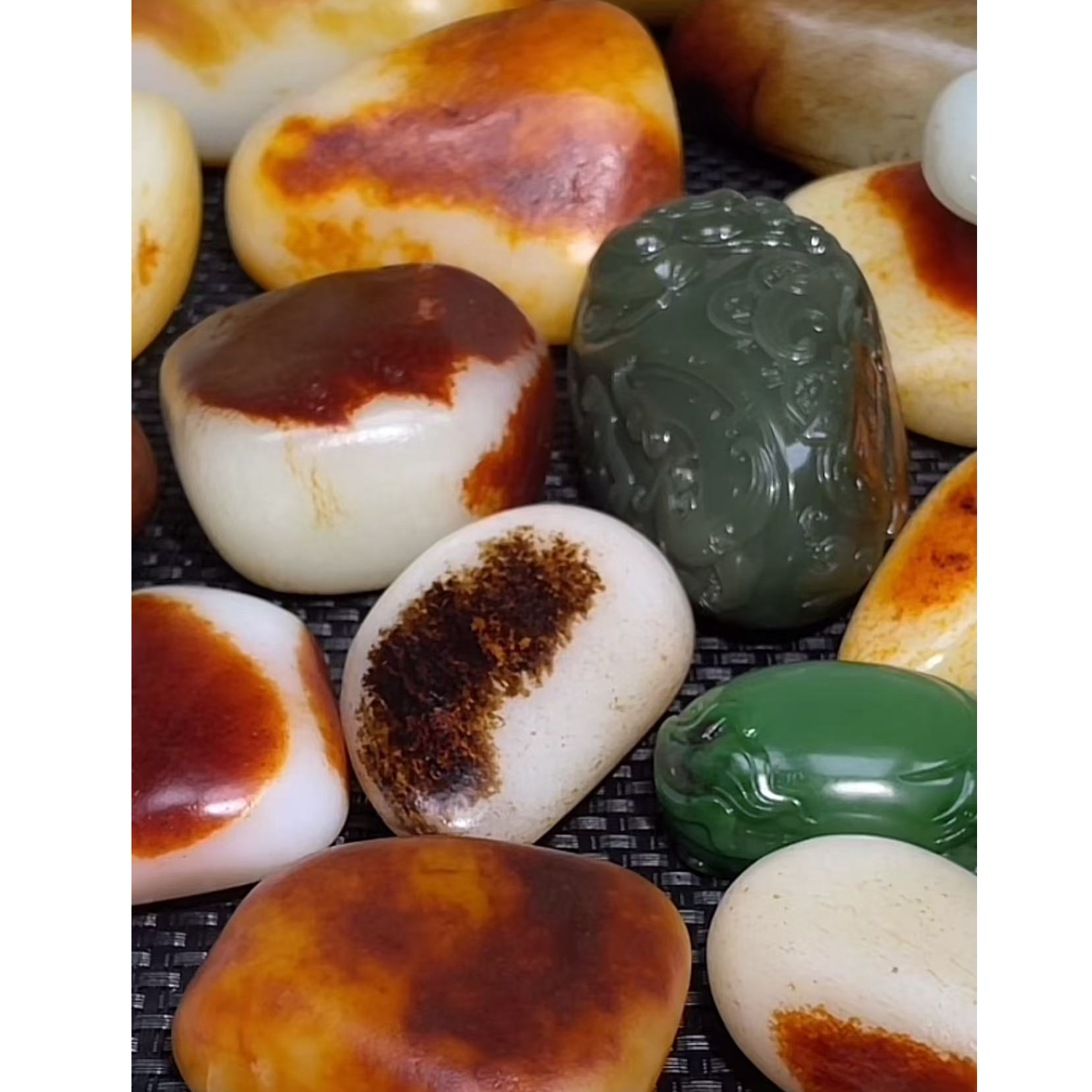 和田玉吊坠（防拍链接）