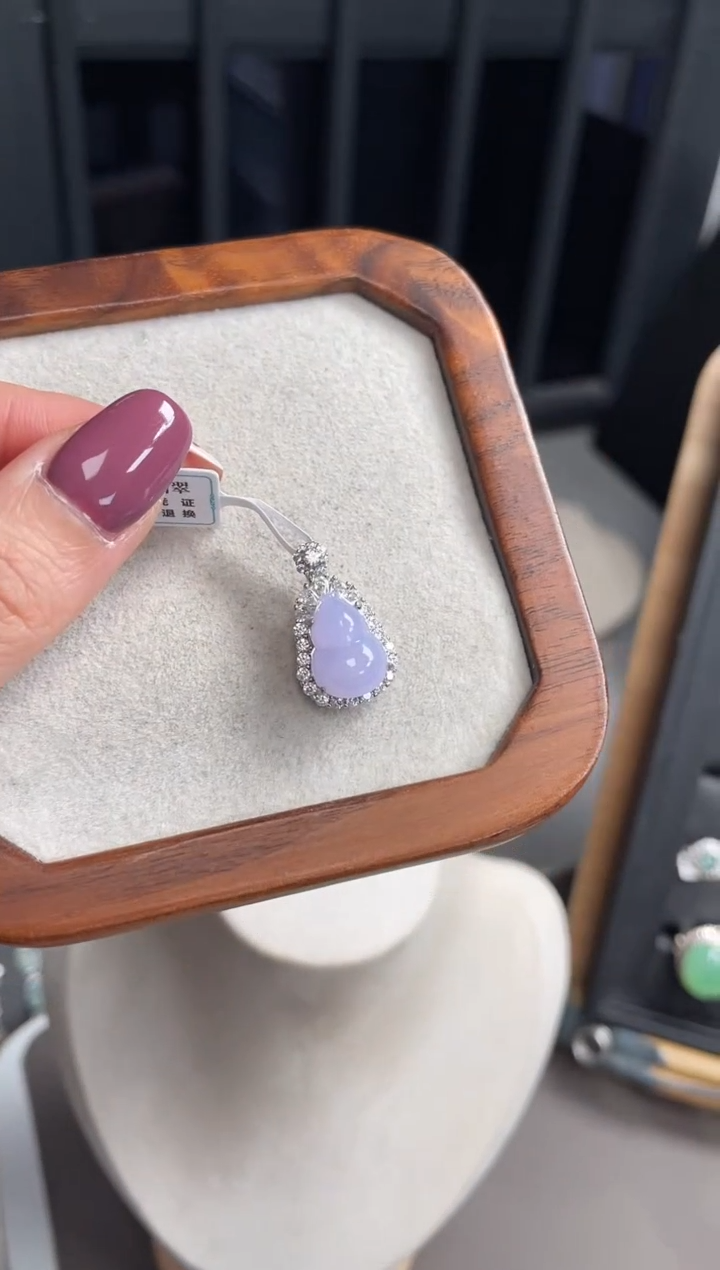 颈饰银S925镶嵌翡翠1