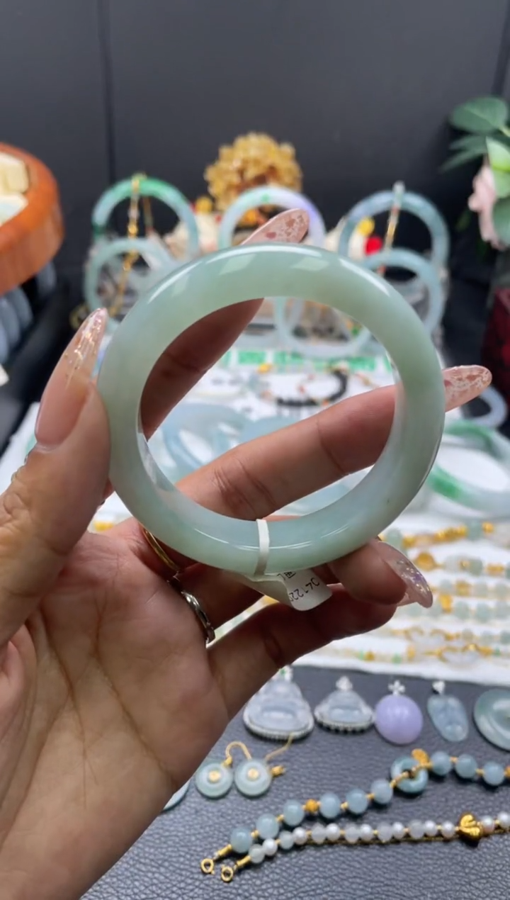 未镶嵌戒指翡翠手镯