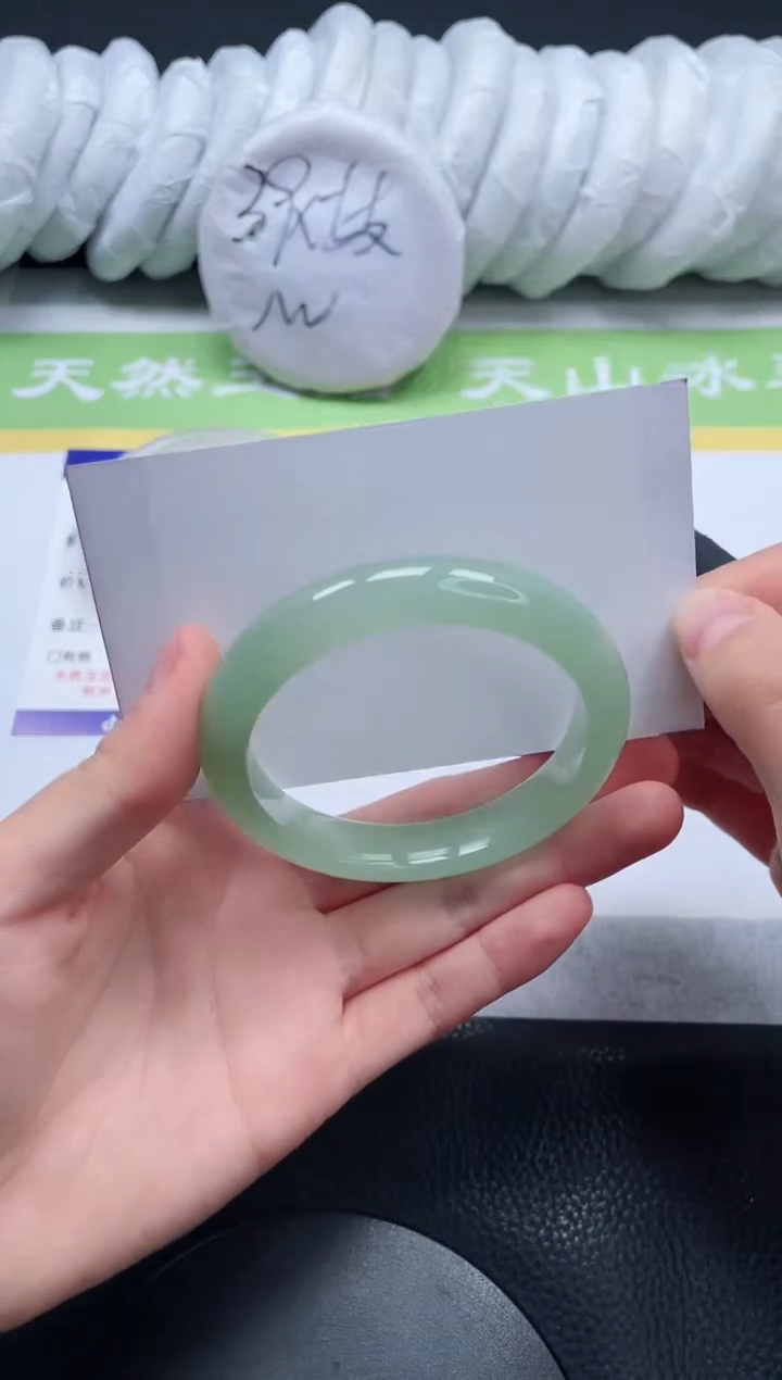 【闪购商品】石英质玉手镯未镶嵌A131-54+