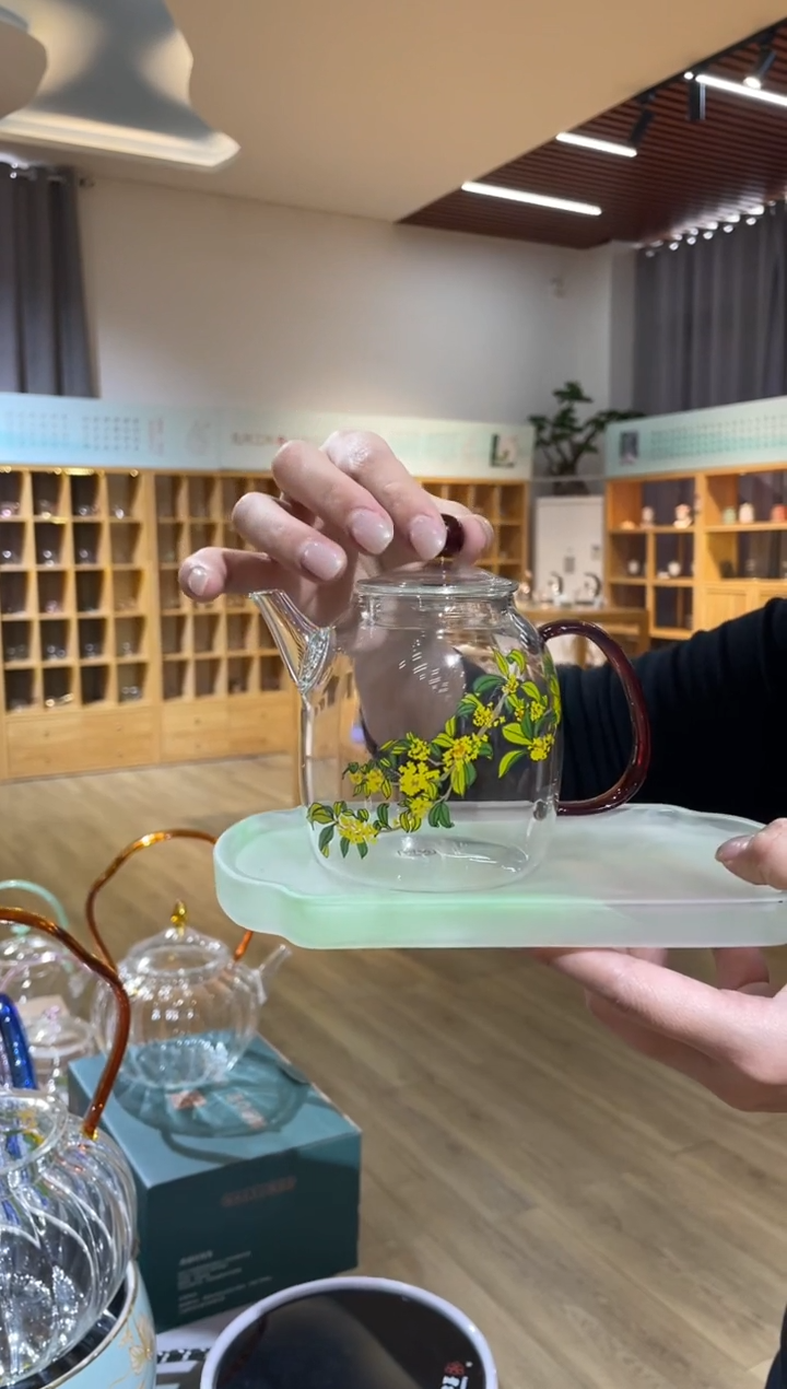 手工艺品玻璃秦权壶琥珀把桂花
