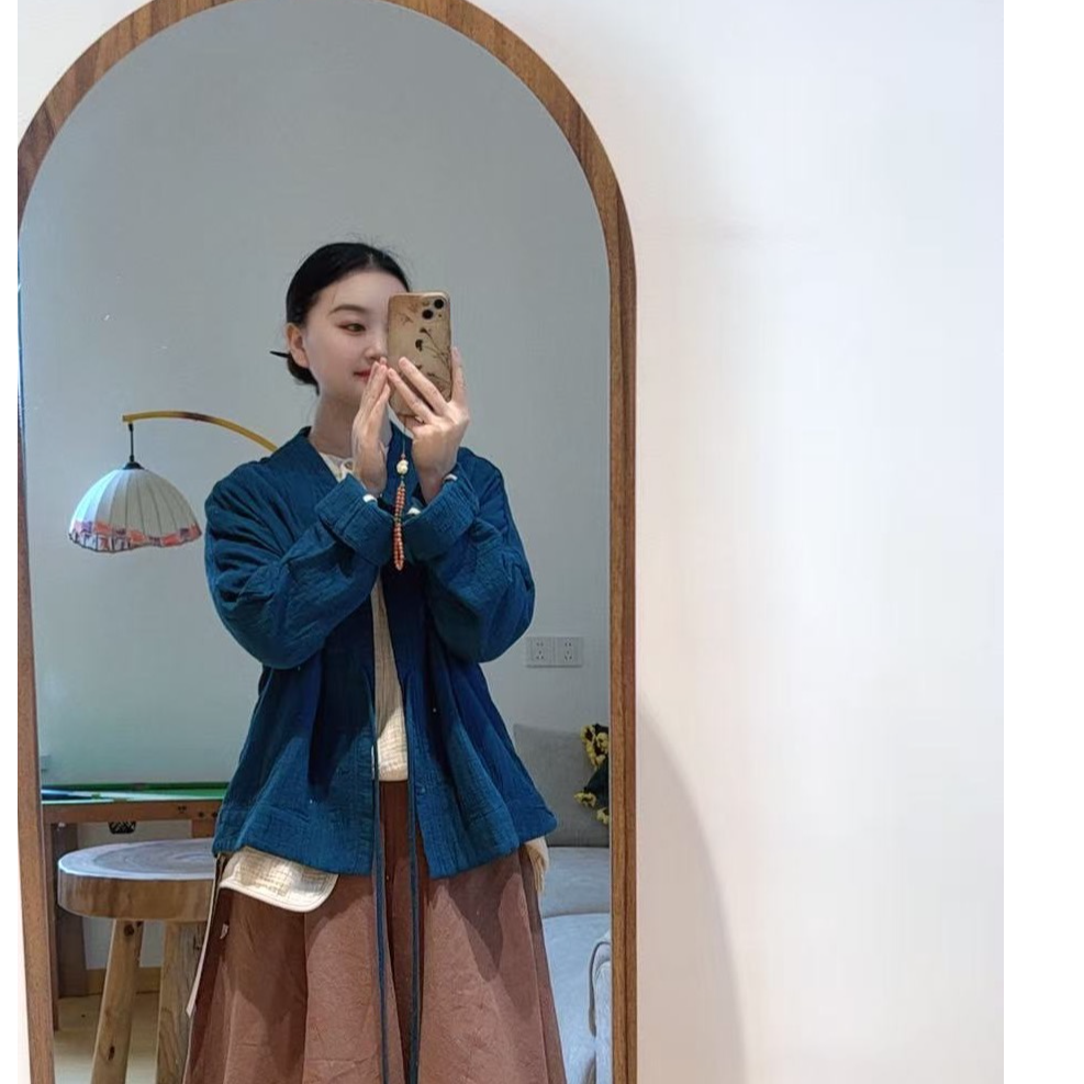 朴时如故《肌理感皱棉系带外搭》