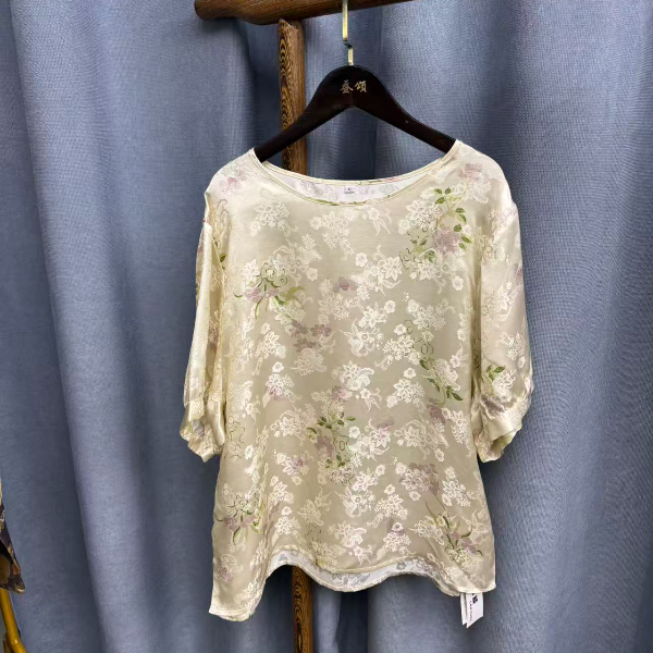 （瑕疵）秋季新款休闲时尚圆领桑蚕丝短袖上衣女H509