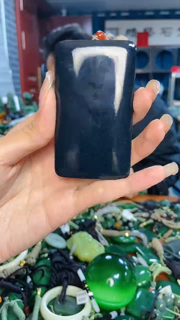 未镶嵌和田玉挂件1