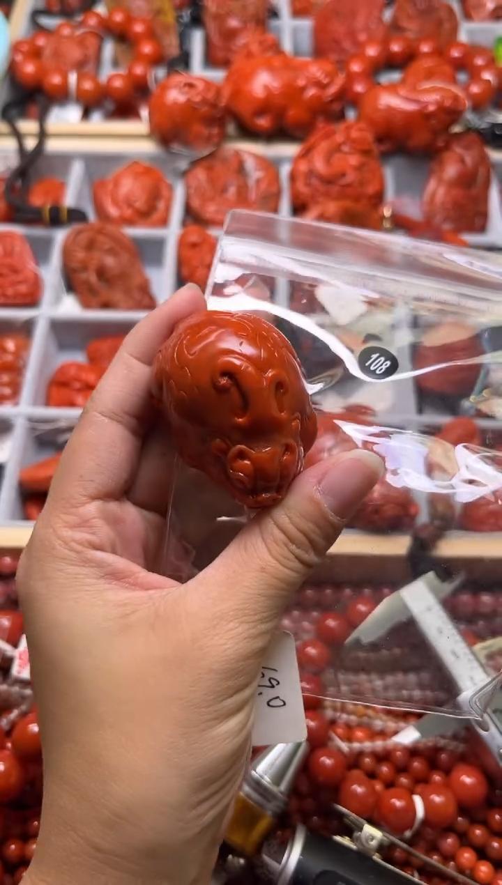 南红玛瑙未镶嵌珠宝奇石108