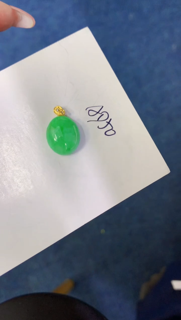 【闪购商品】翡翠颈饰18K金镶嵌0000000000