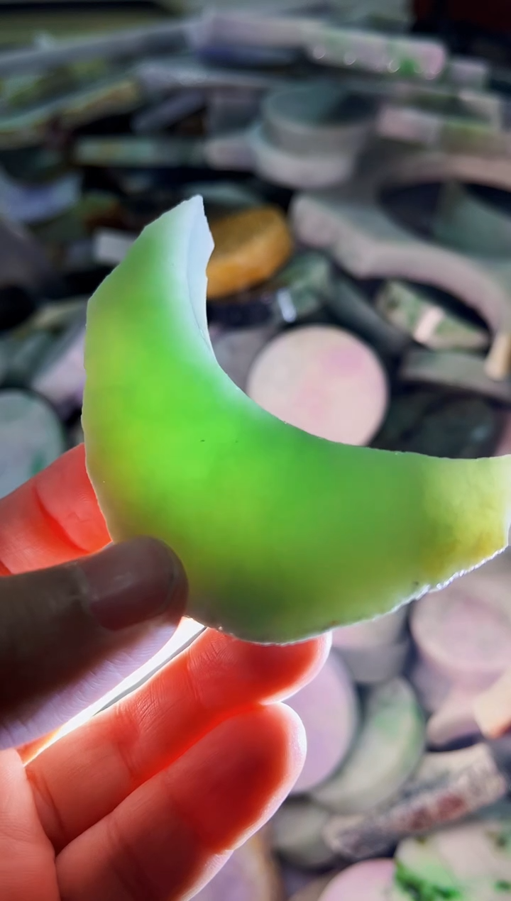 【闪购商品】翡翠挂件未镶嵌A货康壹093