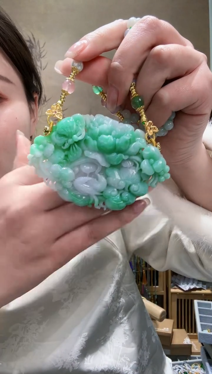 【闪购商品】翡翠颈饰未镶嵌吊坠