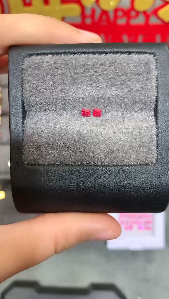【闪购商品】定制尖晶石裸石未镶嵌公主方 绝地2/P 0.24ct