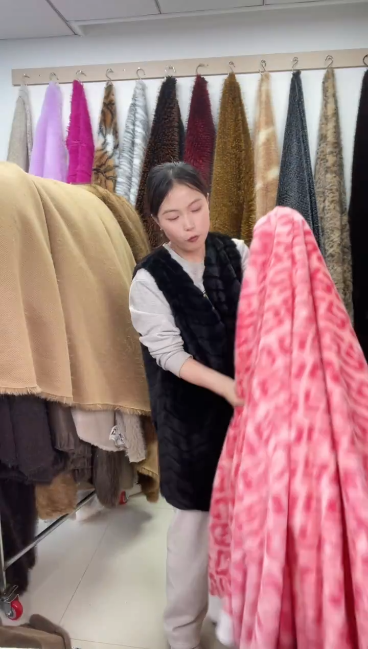 狐狸毛B103尺寸1.8*2