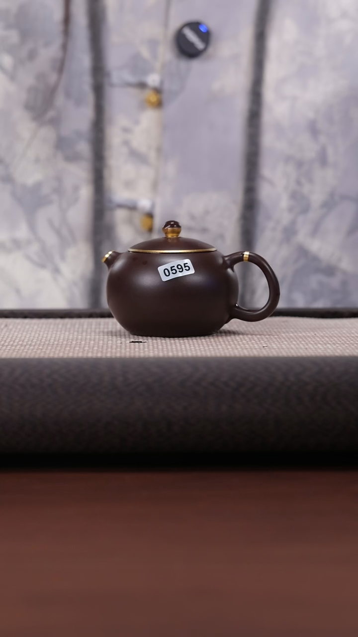 【闪购商品】紫砂茶壶595 紫茄泥 西施 150cc