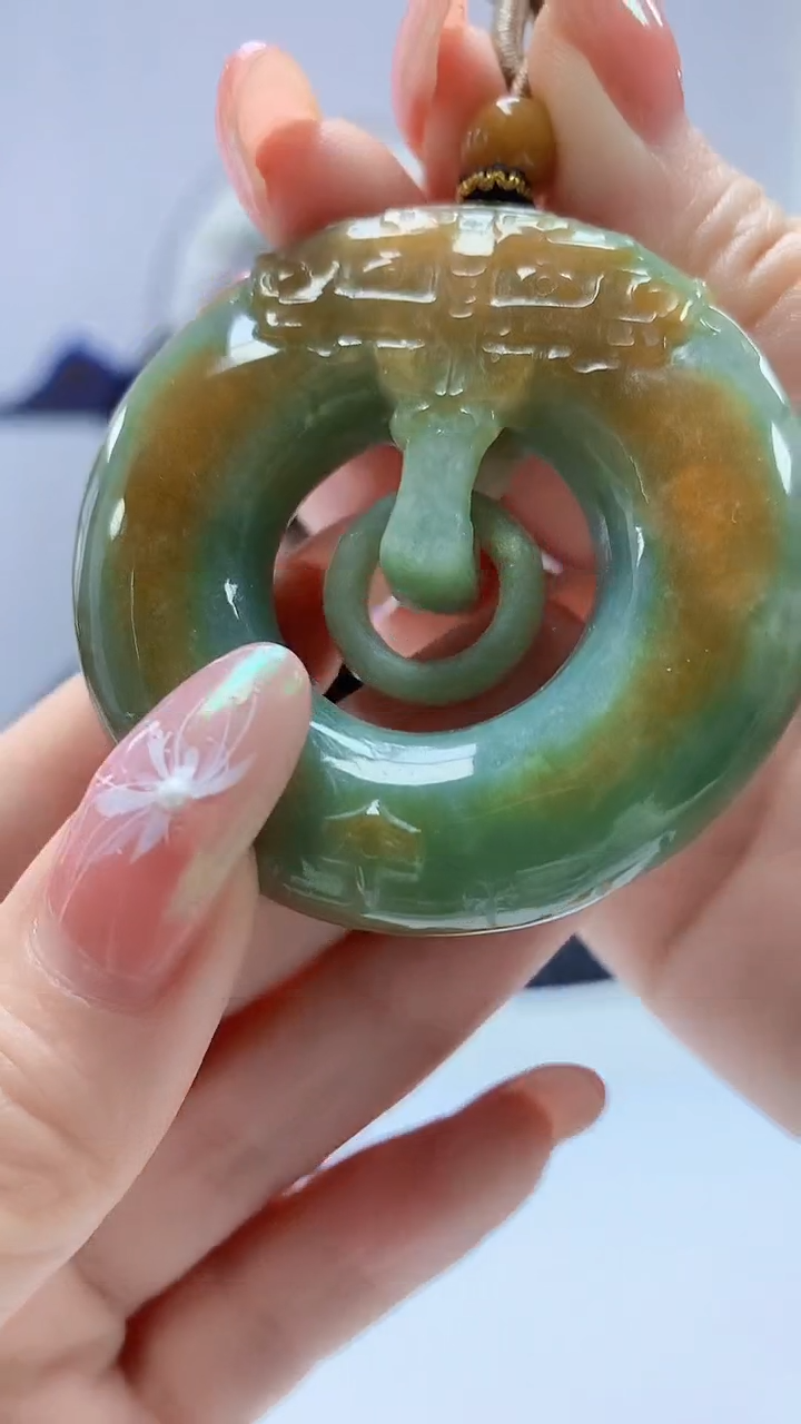 【闪购商品】定制翡翠未镶嵌4852DD-毛货挂件160