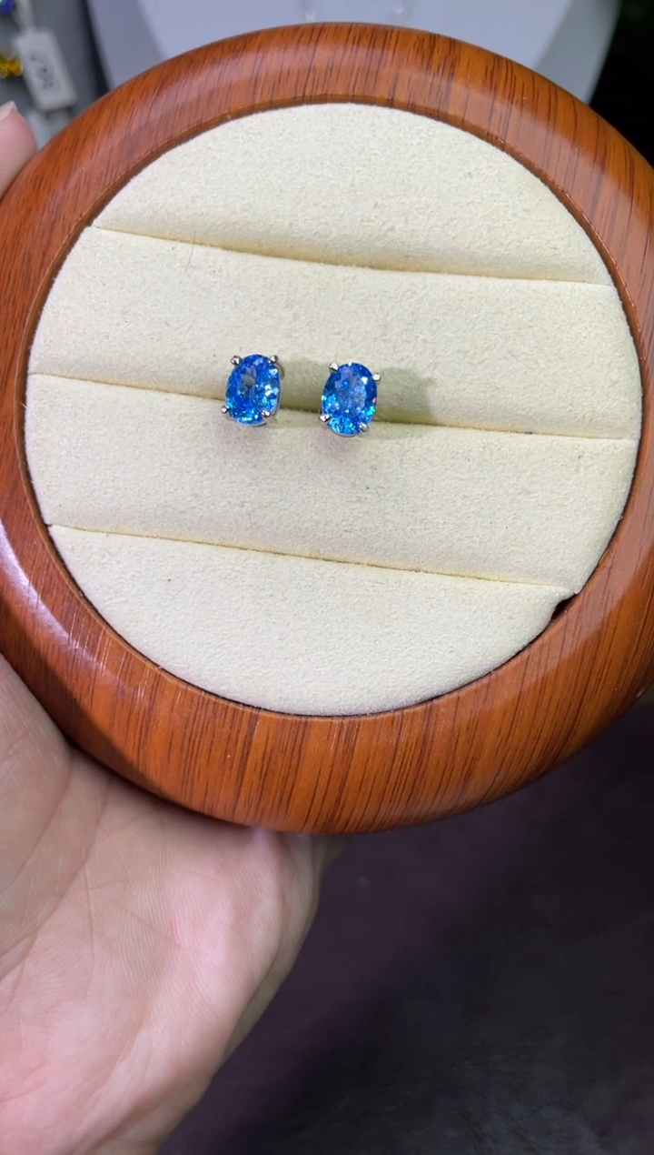 合金合成钻石耳饰蓝宝耳钉