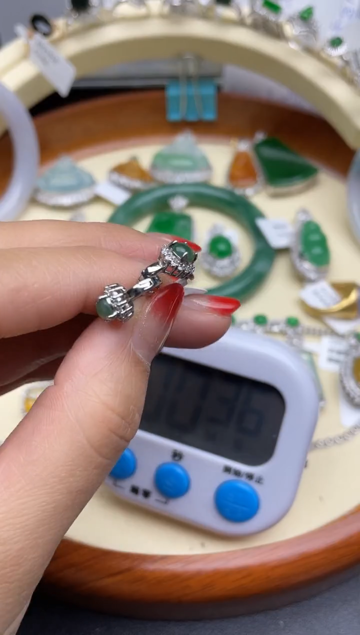 【闪购商品】翡翠颈饰未镶嵌回流寄售，不退不换