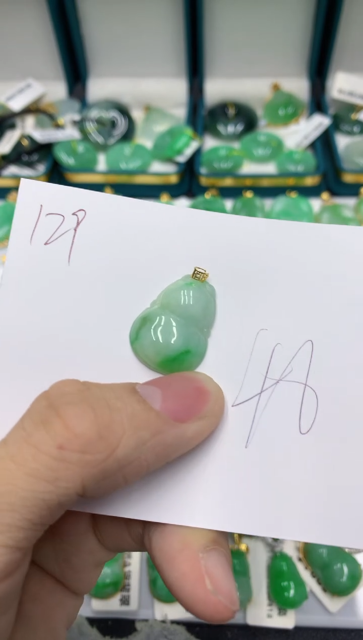 【闪购商品】翡翠颈饰18K金镶嵌号链接11111